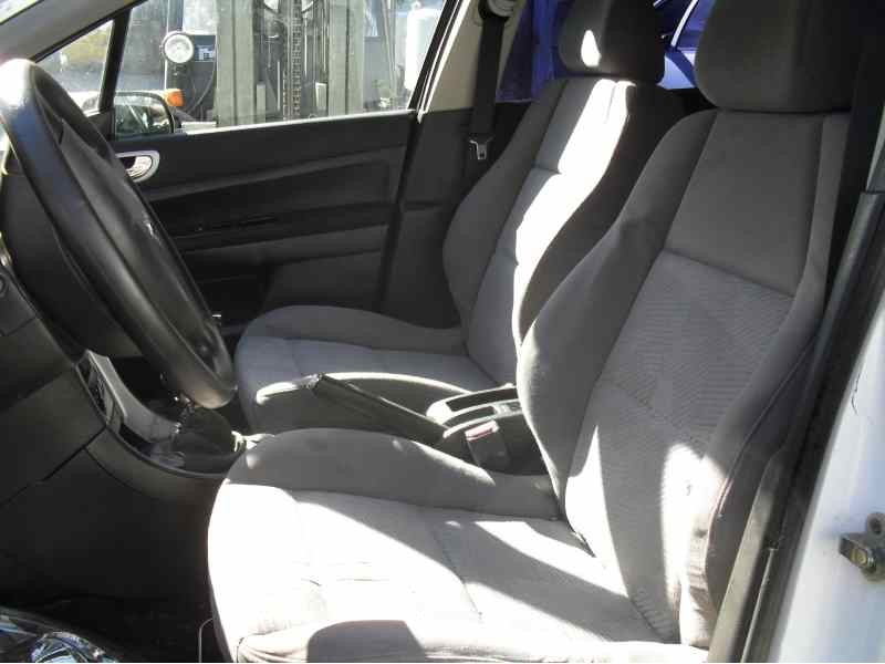 peugeot 307 (s1) del año 2001