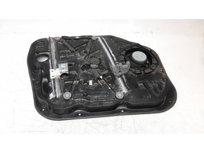 Recambio de elevalunas delantero derecho para hyundai tucson 1.6 crdi cat referencia OEM IAM 82481D3000  