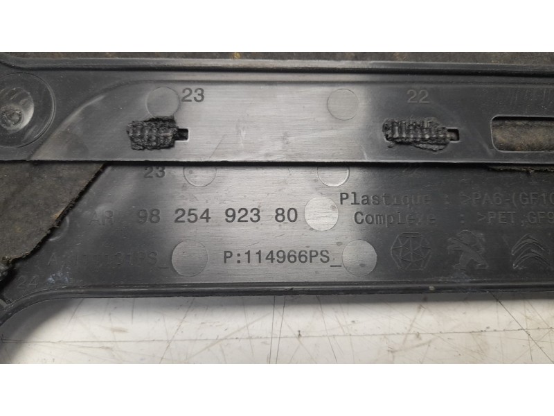 Recambio de tapa motor para peugeot 2008 (p1) active referencia OEM IAM 9825492380  