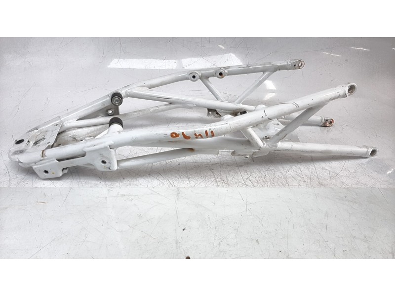 Recambio de subchasis trasero para ktm 390 duke 390 duke referencia OEM IAM 9300300200028  