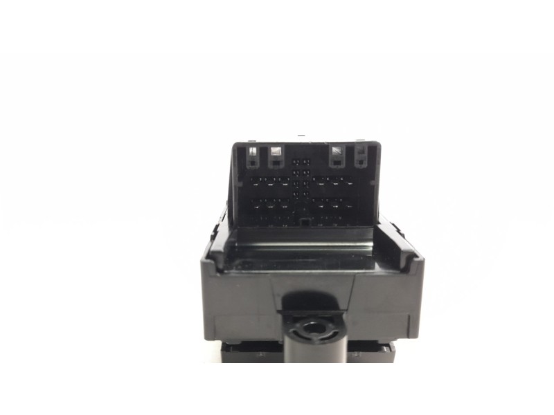 Recambio de mando elevalunas delantero izquierdo para suzuki swift (az) referencia OEM IAM 3799052R62000  