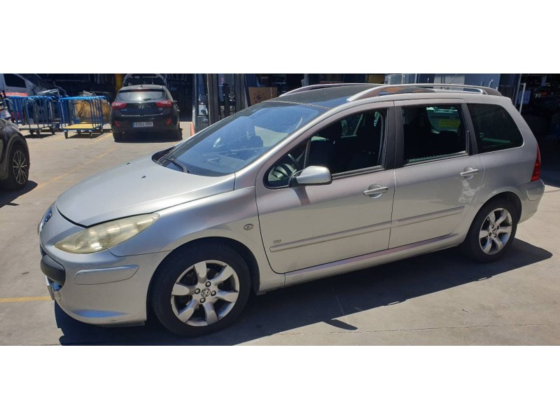 peugeot 307 berlina (s2) del año 2006