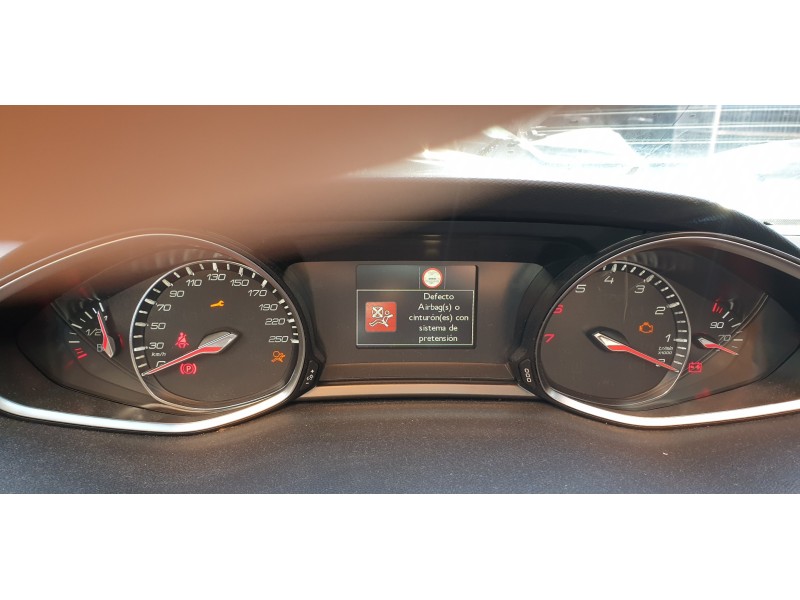 Recambio de cuadro instrumentos para peugeot 308 referencia OEM IAM 9825206280  