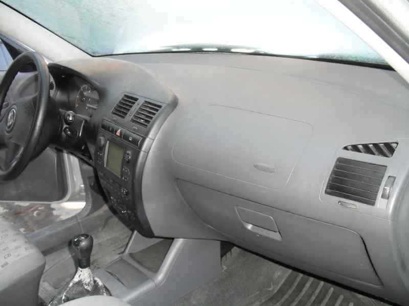 seat ibiza (6k1) del año 2000