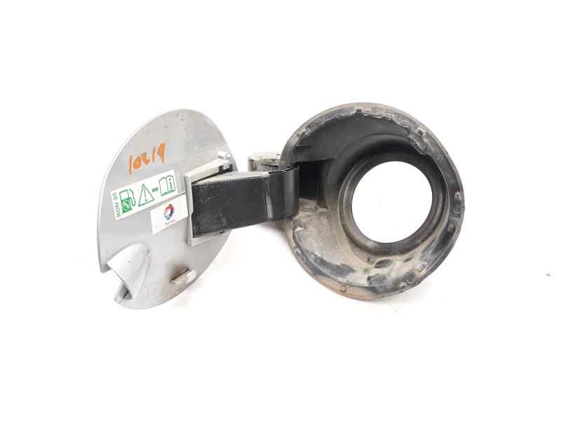 Recambio de tapa exterior combustible para peugeot 208 allure referencia OEM IAM 9673905980  