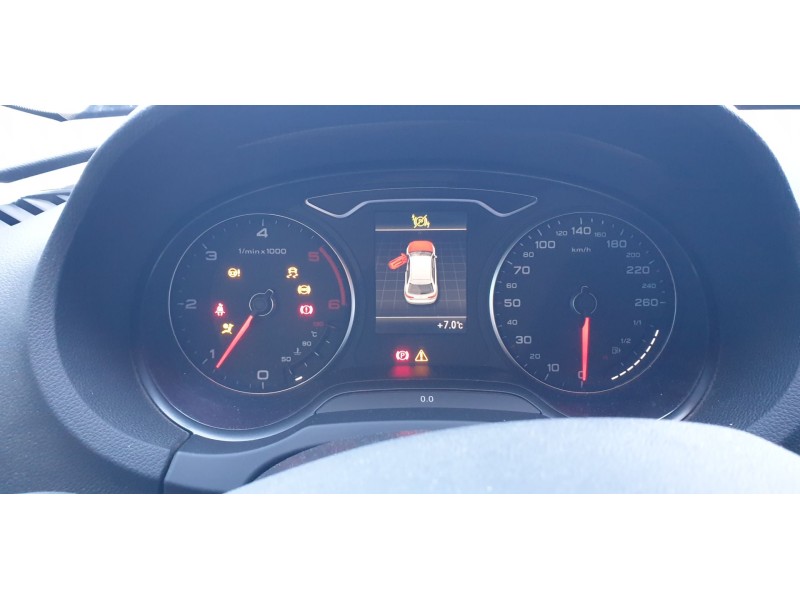 Recambio de cuadro instrumentos para audi a3 sportback (8va) attraction referencia OEM IAM 8V0920873C  