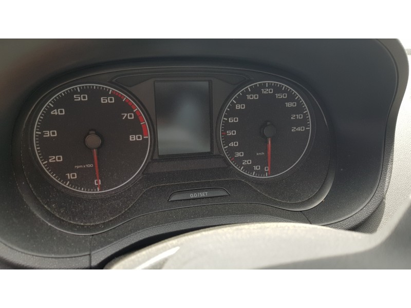 seat ibiza (6j5) del año 2017