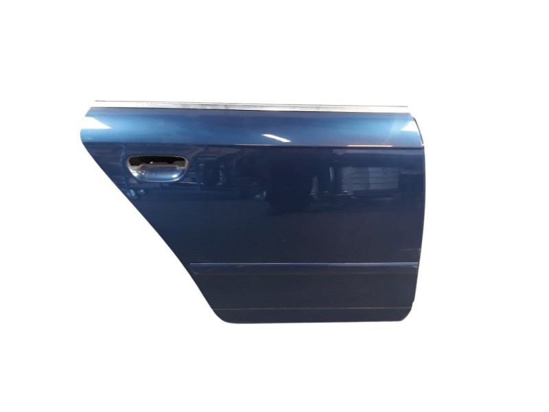 Recambio de puerta trasera derecha para audi a4 avant (8e) 2.0 tdi referencia OEM IAM 8E0833052J  