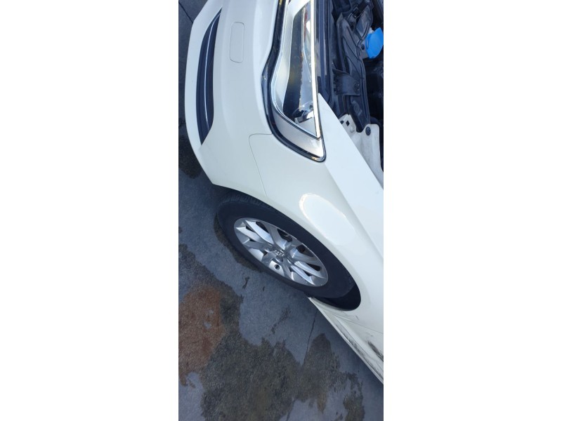 Recambio de brazo suspension delantero izquierdo para audi a3 sportback (8va) attraction referencia OEM IAM 5Q0407151J  