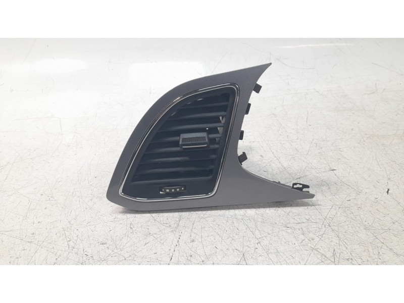 Recambio de rejilla aireadora para seat leon (5f1) style referencia OEM IAM 5F1820901D  