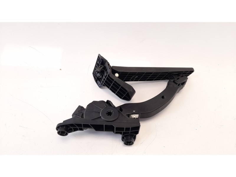 Recambio de potenciometro pedal para hyundai i30 (gd) 1.4 crdi cat referencia OEM IAM 327003XXXX  