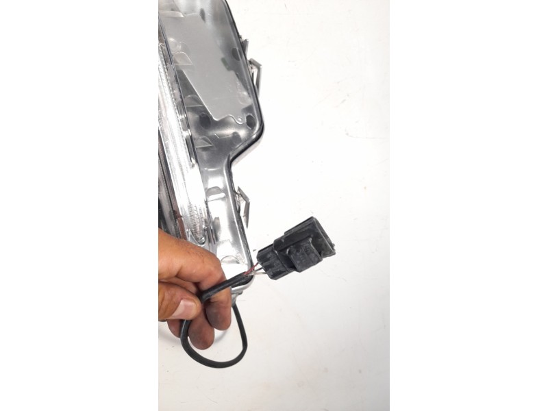 Recambio de piloto delantero izquierdo para volvo v60 kombi 2.0 diesel cat referencia OEM IAM 89250232  