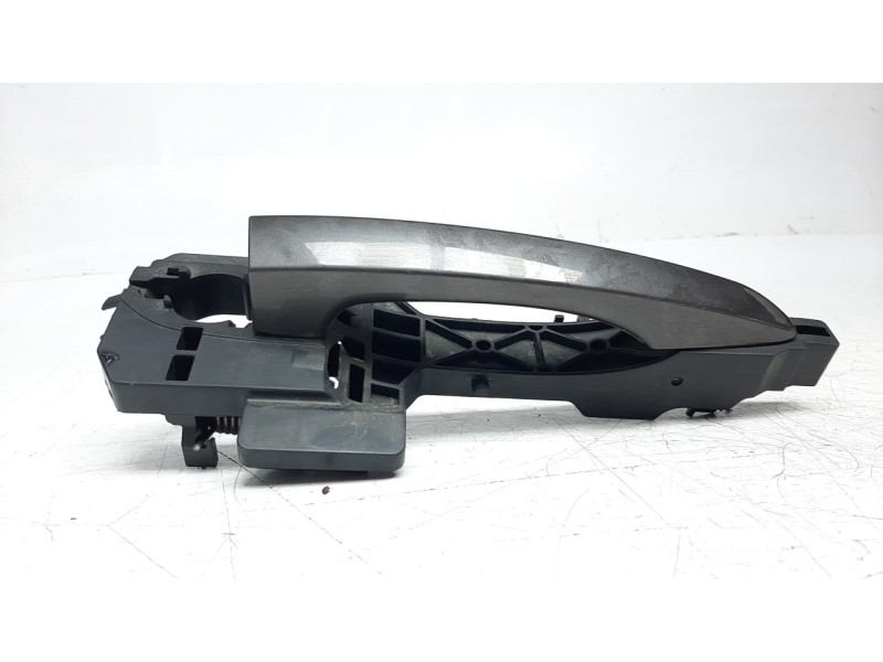 Recambio de maneta exterior trasera derecha para hyundai tucson 1.6 crdi cat referencia OEM IAM 83661D3000  