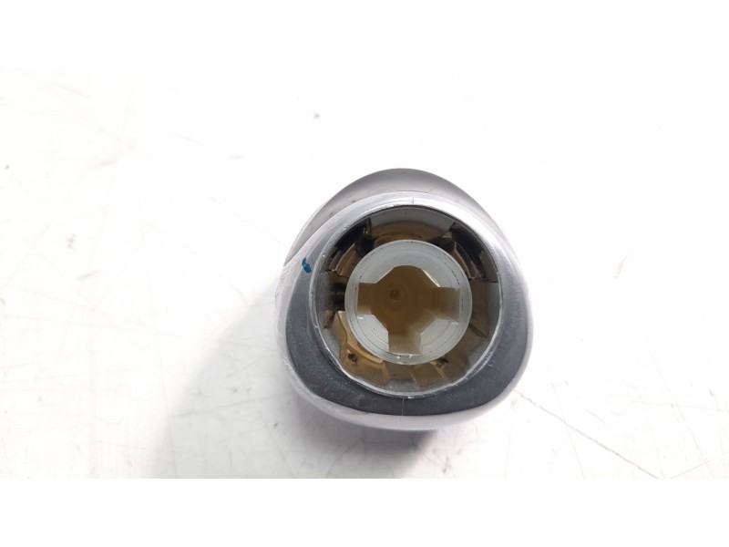Recambio de palanca cambio para peugeot 308 referencia OEM IAM 9825223280  
