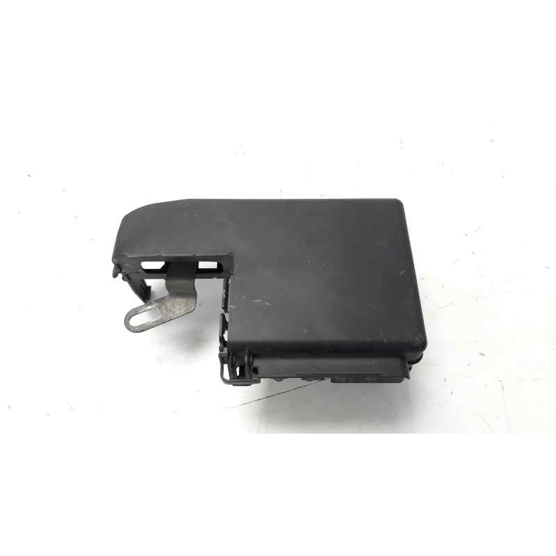 Recambio de caja reles / fusibles para opel corsa d ´´111 years´´ referencia OEM IAM 17184351  