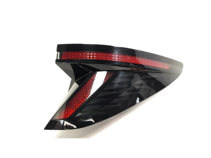 Recambio de piloto trasero derecho para hyundai tucson referencia OEM IAM 92402N7100  