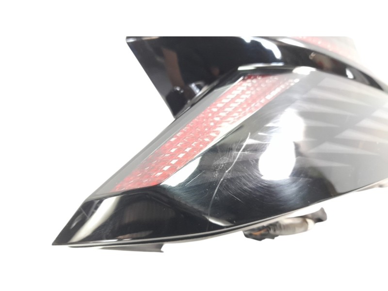 Recambio de piloto trasero derecho para hyundai tucson referencia OEM IAM 92402N7100  