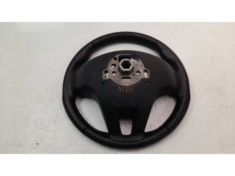 Recambio de volante para volvo v60 kombi 2.0 diesel cat referencia OEM IAM 31455089  