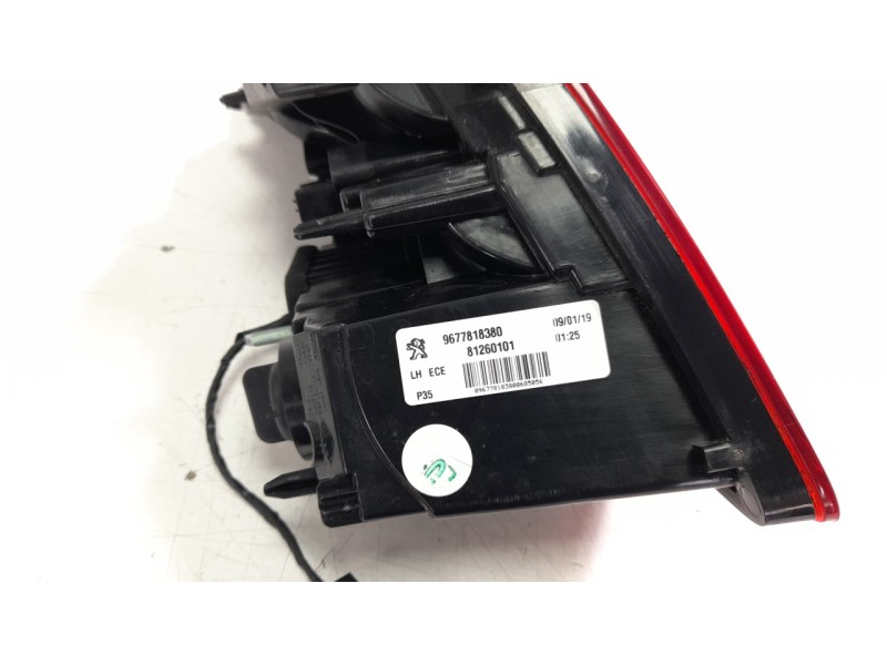 Recambio de piloto trasero izquierdo interior para peugeot 308 referencia OEM IAM 9677818380 103F17461773 