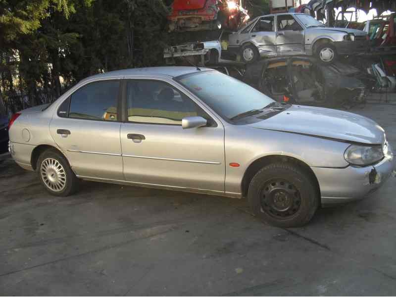 ford mondeo berlina (gd) del año 2000