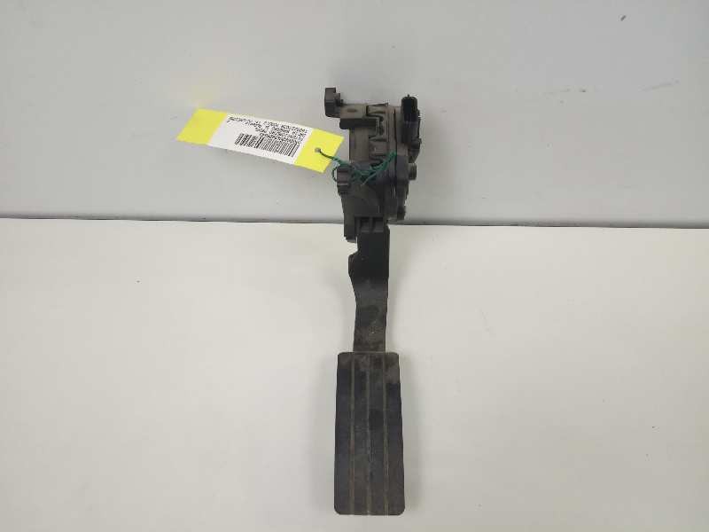 Recambio de potenciometro pedal para dacia sandero sl audacia referencia OEM IAM 180022703R  