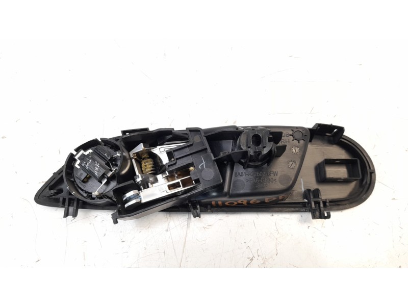 Recambio de maneta interior delantera derecha para ford ecosport 1.5 tdci cat referencia OEM IAM 8A61A22600BF  