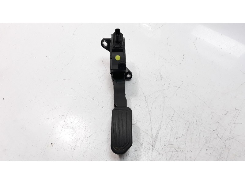Recambio de potenciometro pedal para toyota rav 4 referencia OEM IAM 781100W040  