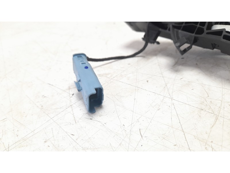Recambio de maneta exterior delantera derecha para peugeot 508 hybrid 180 allure referencia OEM IAM 9686433680U  