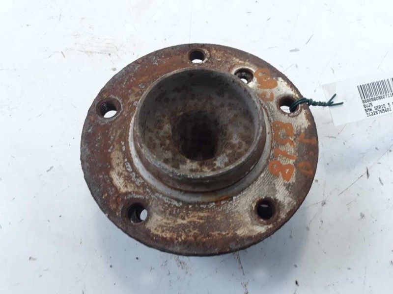 Recambio de buje para bmw serie 5 berlina (e60) 520d referencia OEM IAM 31226765601  