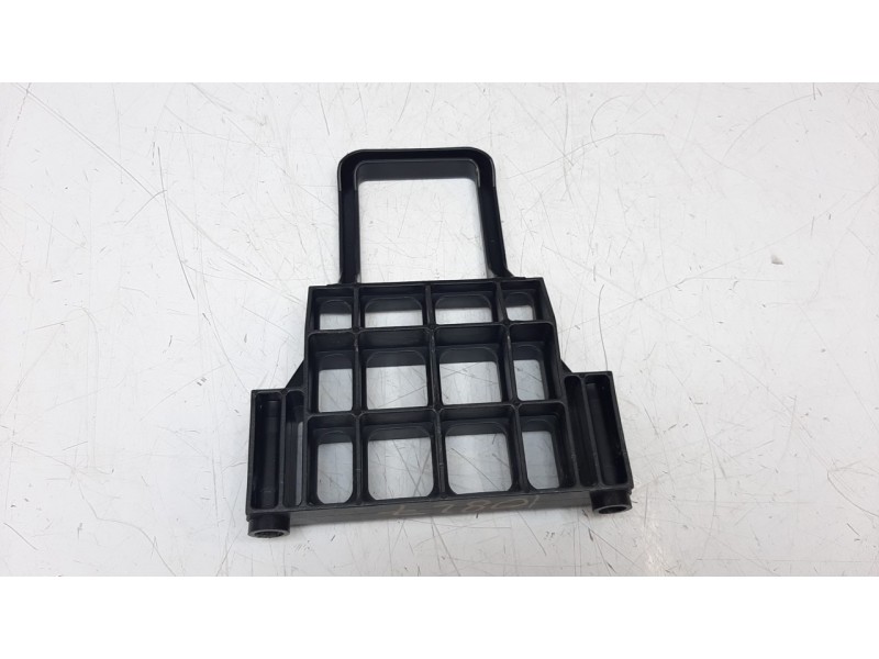 Recambio de bateria para mercedes-benz clase b (w245) 2.0 cat referencia OEM IAM A1696102136  