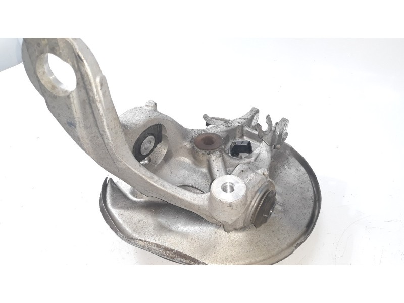 Recambio de mangueta trasera derecha para audi a4 ber. (b8) básico referencia OEM IAM 8K0505432AE  