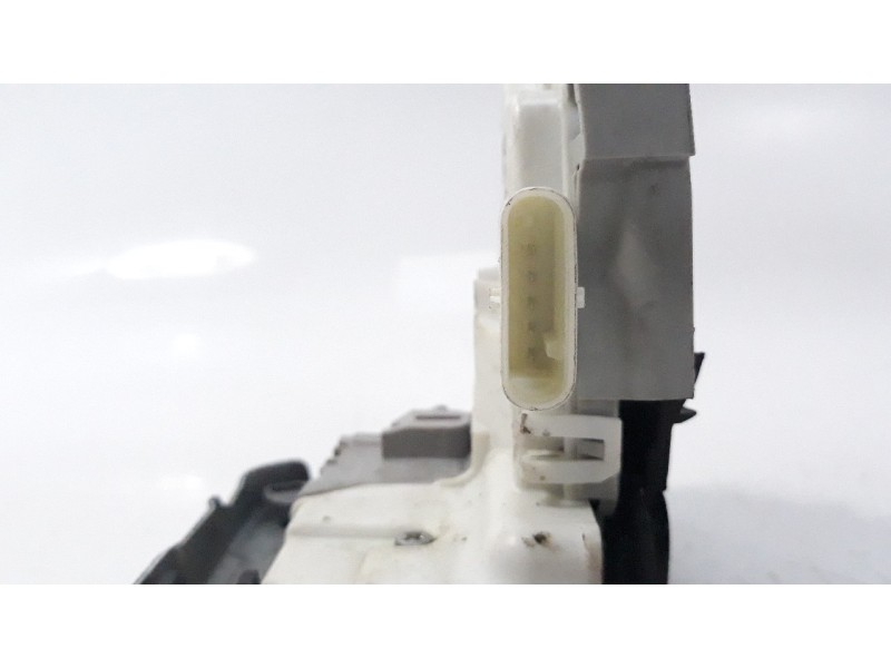 Recambio de cerradura puerta trasera derecha para audi a1 sportback (8xf) attraction referencia OEM IAM 8X0839016E  