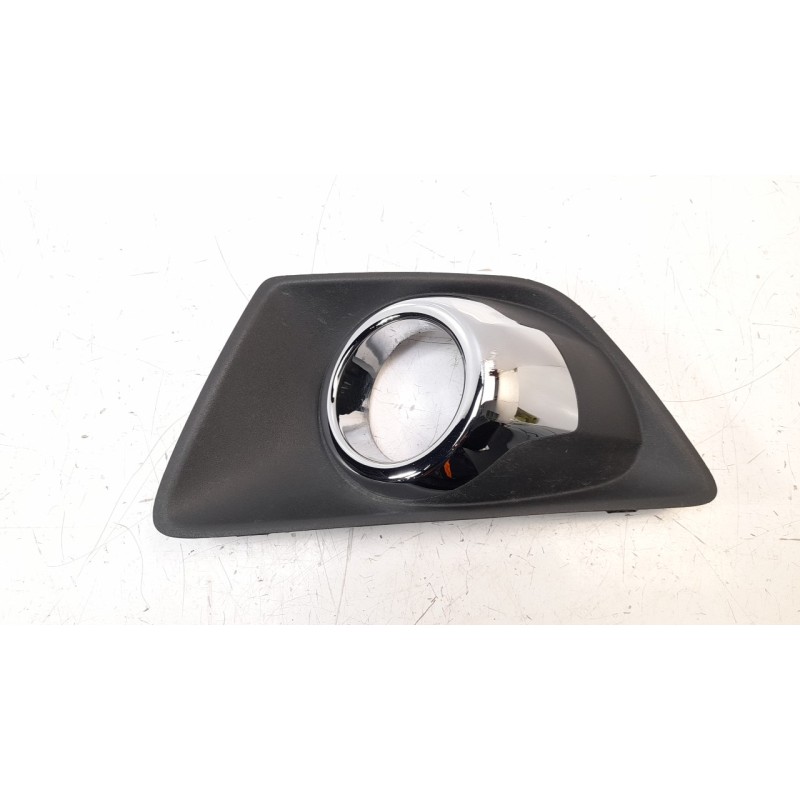 Recambio de rejilla paragolpes izquierda para ford ecosport 1.5 tdci cat referencia OEM IAM 1817900 107106516 FD7502134