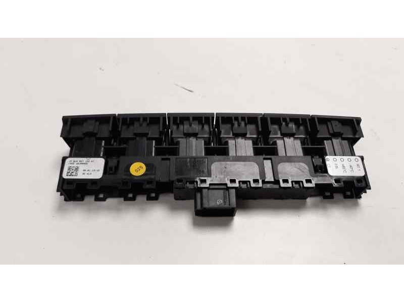 Recambio de mando multifuncion para seat toledo (kg3) style referencia OEM IAM 6JA927132AT  