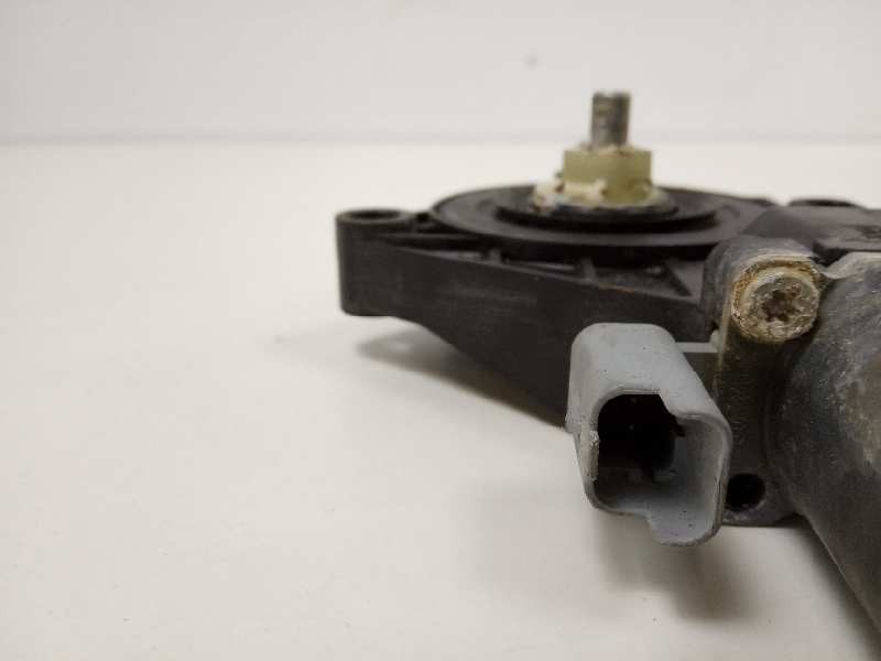 Recambio de motor elevalunas trasero izquierdo para hyundai i30 classic gls referencia OEM IAM 834502R000  