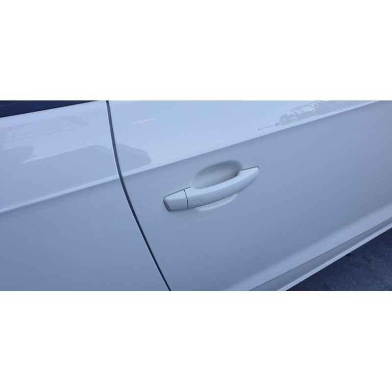 Recambio de maneta exterior delantera derecha para audi a3 sportback (8va) attraction referencia OEM IAM 8V0837206  