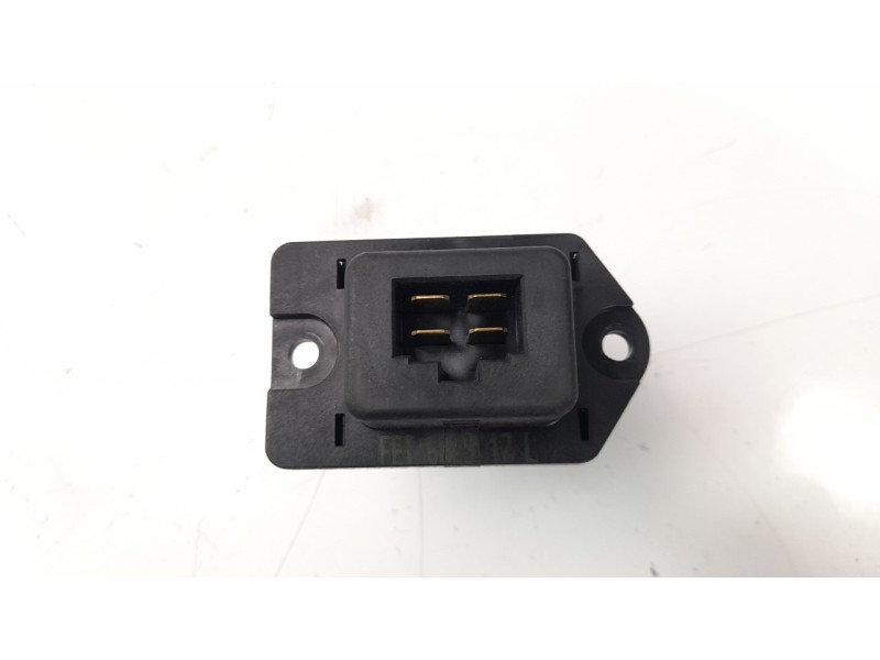 Recambio de resistencia calefaccion para hyundai i40 1.7 crdi cat referencia OEM IAM 971792J000  