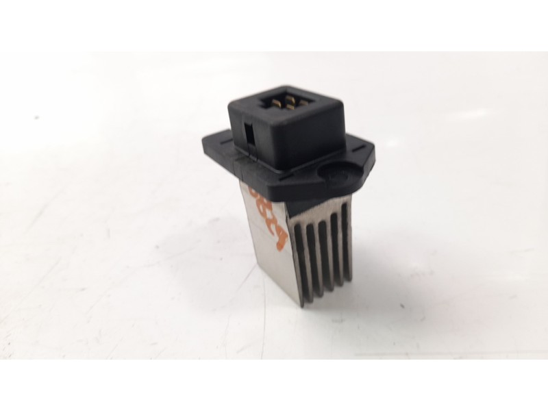 Recambio de resistencia calefaccion para hyundai i40 1.7 crdi cat referencia OEM IAM 971792J000  