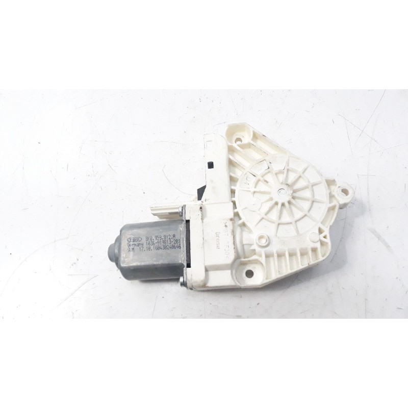 Recambio de motor elevalunas trasero izquierdo para audi a1 sportback (8xf) attraction referencia OEM IAM 8K0959812A  
