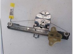 ELEVALUNAS TRASERO DERECHO 827003722R 