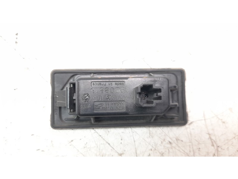 Recambio de piloto matricula para volkswagen tiguan 2.0 tdi referencia OEM IAM 5NA943021  