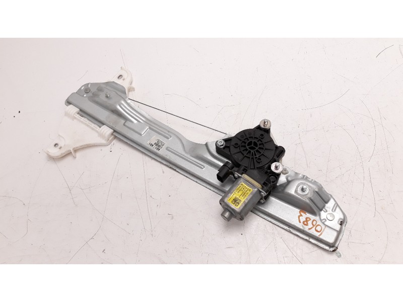 Recambio de elevalunas trasero izquierdo para hyundai kona referencia OEM IAM 83404J9000  