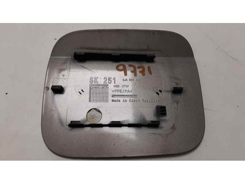 Recambio de tapa exterior combustible para seat toledo (kg3) style referencia OEM IAM 5JA809909  