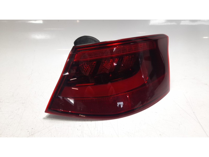 Recambio de piloto trasero derecho para audi a3 sportback (8va) attraction referencia OEM IAM 8V3945096B 104LLI001 
