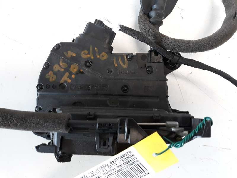 Recambio de cerradura puerta trasera derecha para renault clio iv dynamique referencia OEM IAM 825002104R  