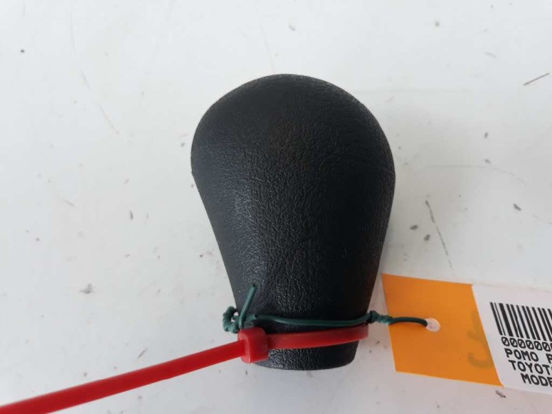 Recambio de pomo palanca cambio para toyota land cruiser (j9) 3.0 turbodiesel referencia OEM IAM   