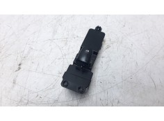 MANDO ELEVALUNAS DELANTERO DERECHO 3K55121200 3K55121200 93576J9100