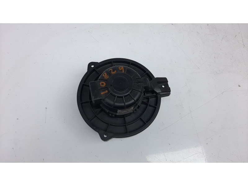 Recambio de ventilador calefaccion para hyundai i40 1.7 crdi cat referencia OEM IAM B308830510 34401 VHF250087