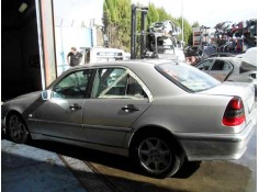 mercedes-benz clase c (w202) berlina del año 1999 2