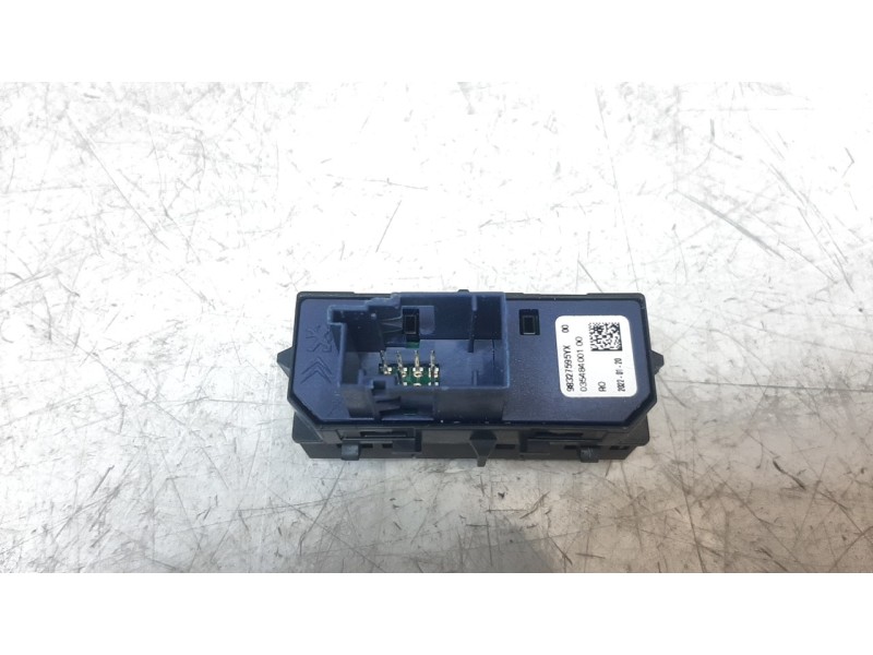 Recambio de interruptor para opel corsa f ultimate referencia OEM IAM 98327595YX  